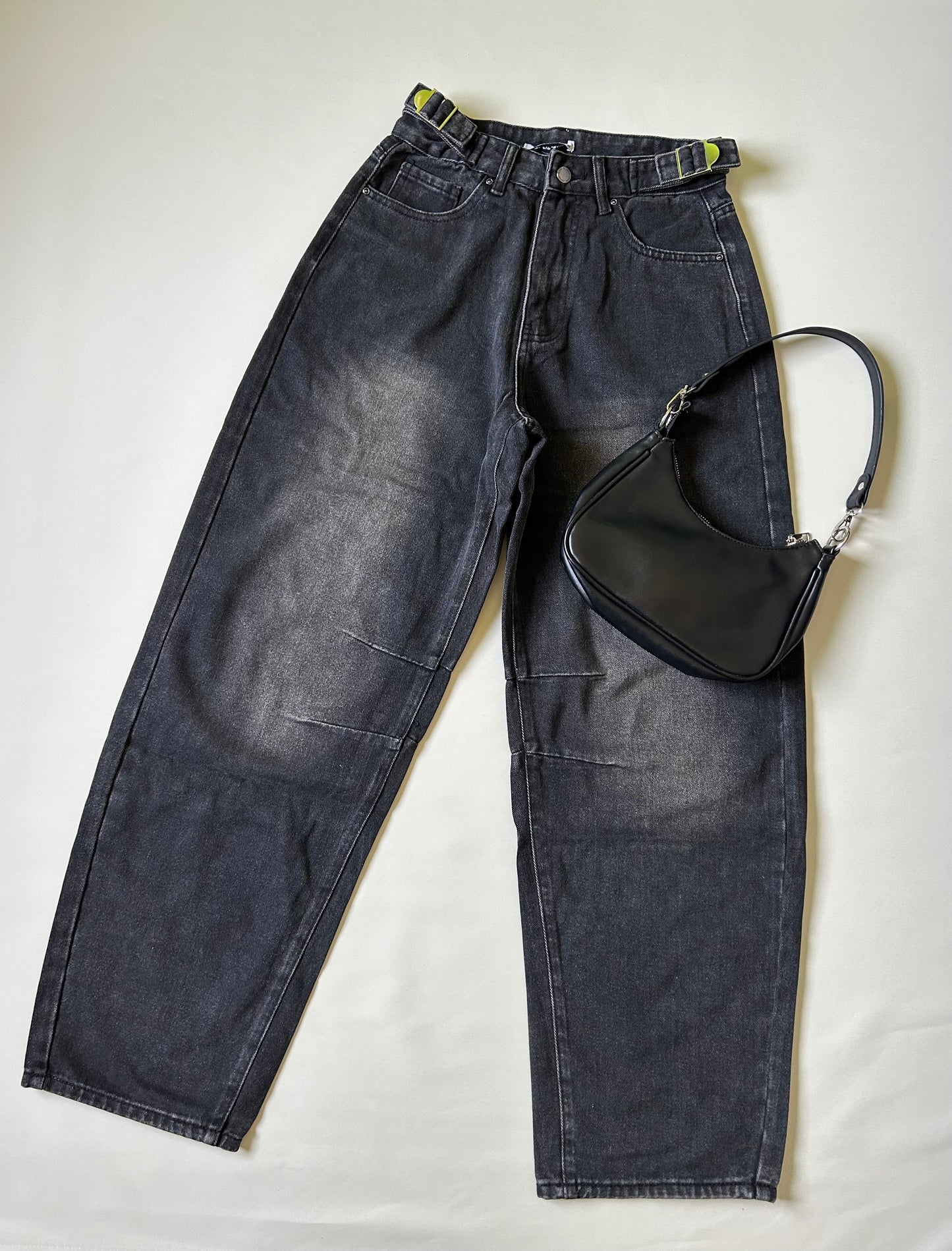 Baggy Negro Focalizado