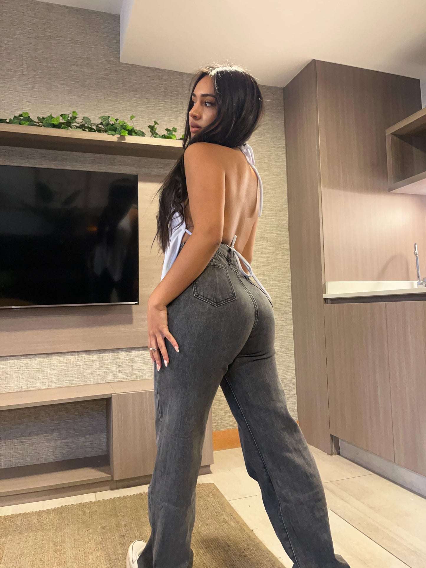 Wide leg Thais