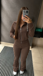 Conjunto buzo dupe Zara