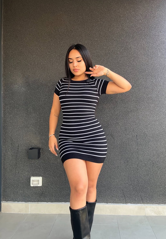 Vestido líneas