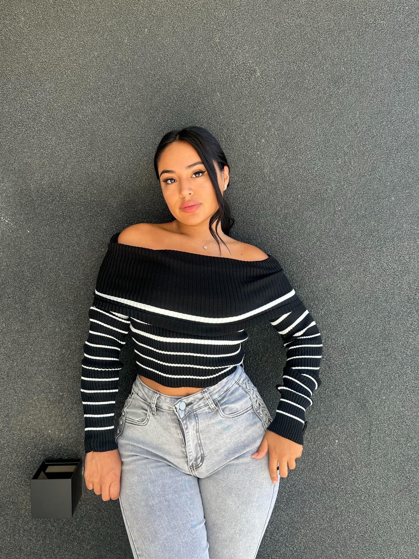 Suéter shoulder Two